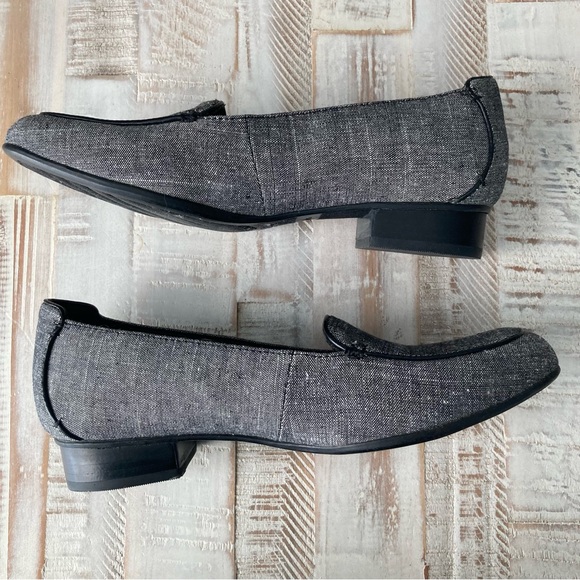 CLARKS Keesha Luca Loafers, Size 7 - Picture 4 of 9